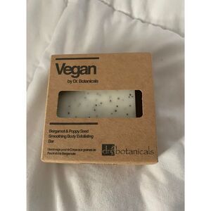 DR Botanicals Poppyseed and Bergamot Exfoliating Vegan Soap‎